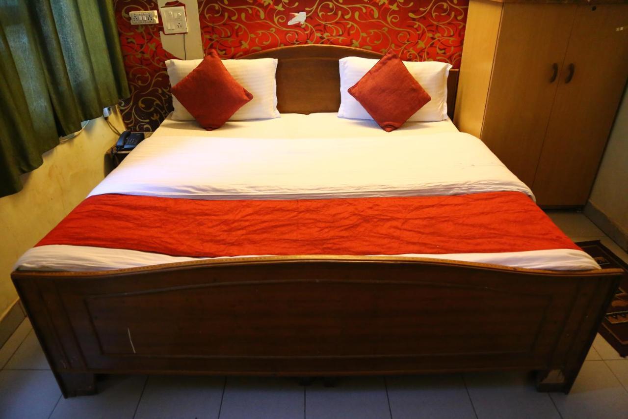 Hotel Diamond Palace Chandīgarh Exterior foto